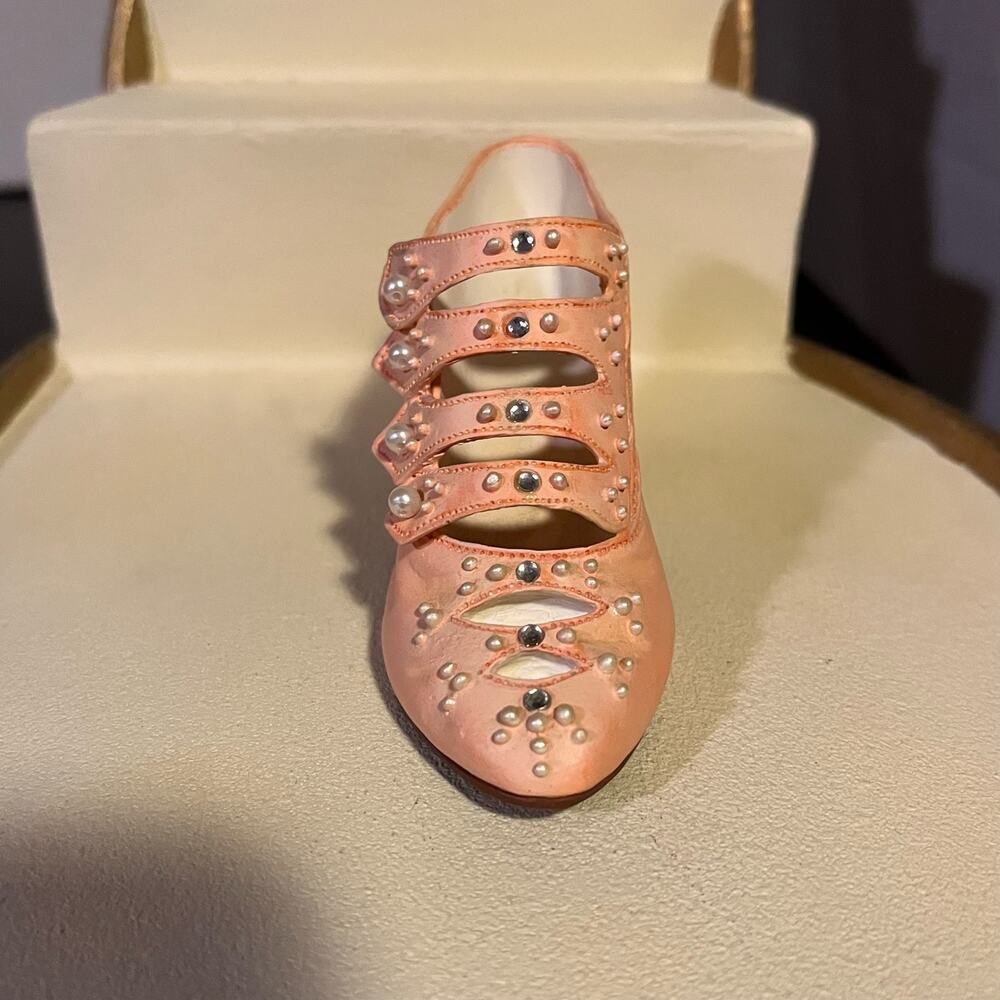 Just the Right Shoe Promenade Raine Willits Design Collectible